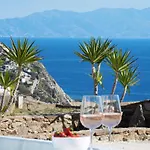 Sunny Villa Roselani
